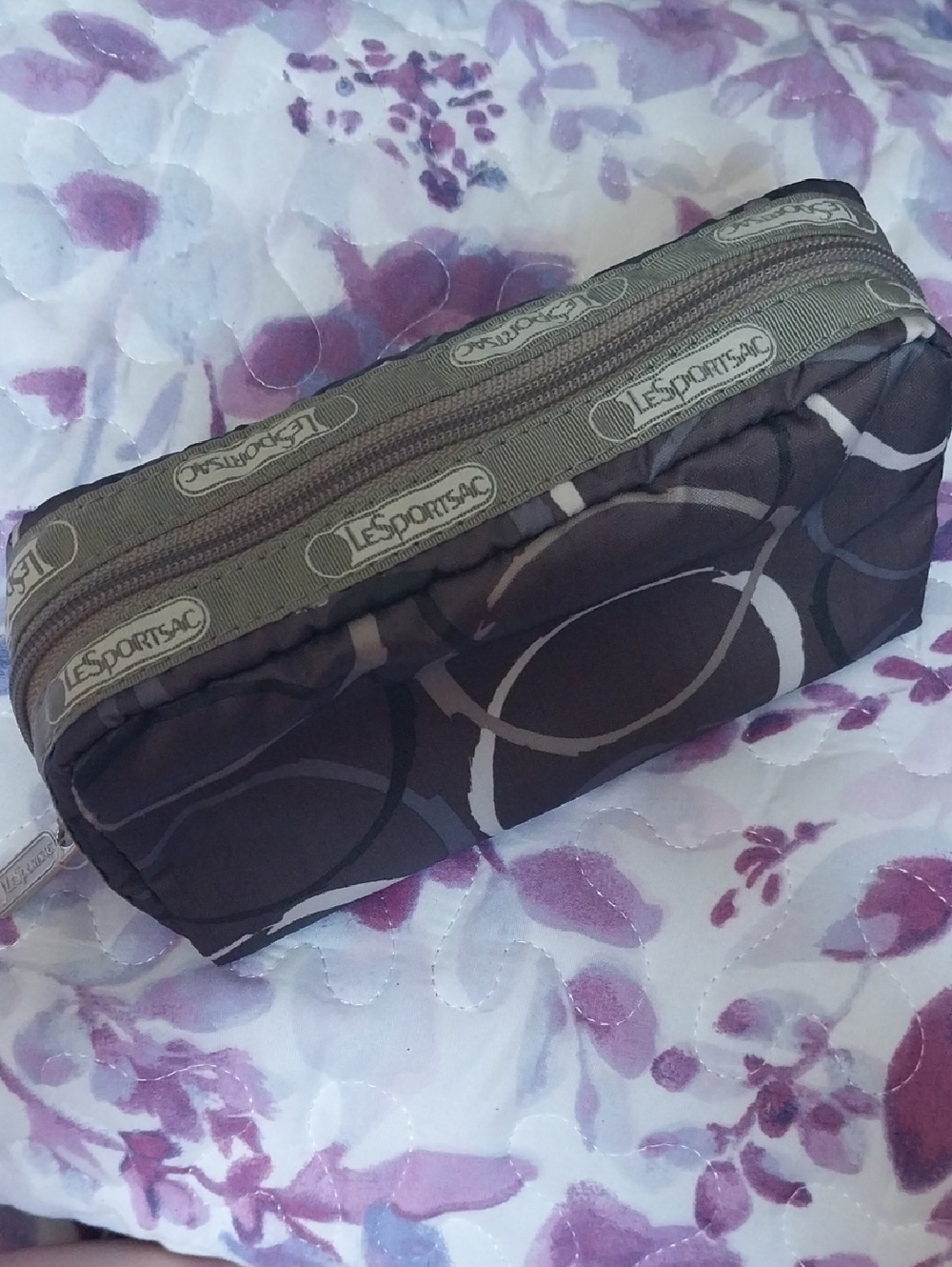 Vintage LeSportsac Zipper Case